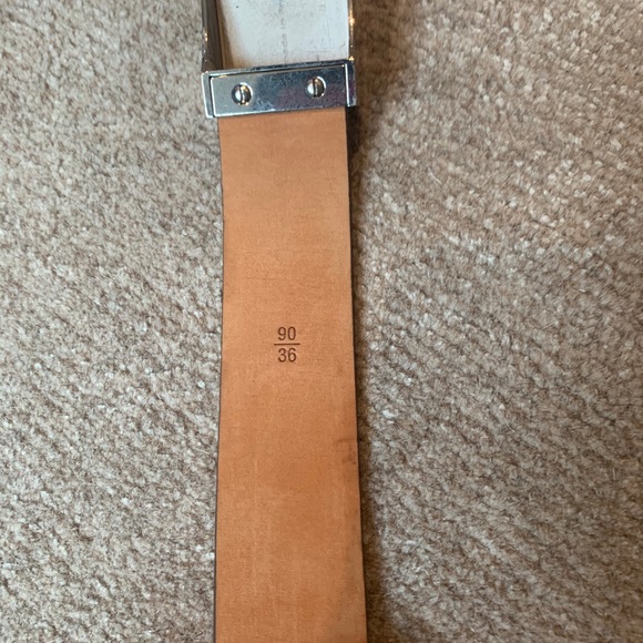 Authentic Louis Vuitton Belt - Picture 4 of 4
